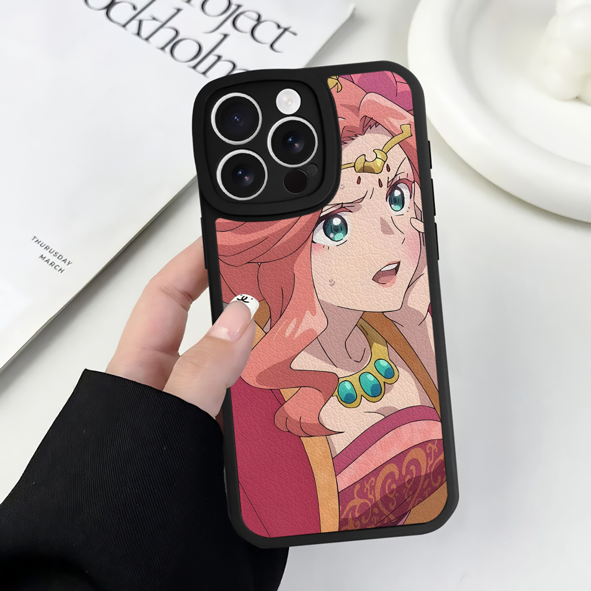 薬屋のひとりごと The Apothecary Diaries 【iPhone 16シリーズ対応】シリコンスマホケース（レザー調） 材質：シリコン
